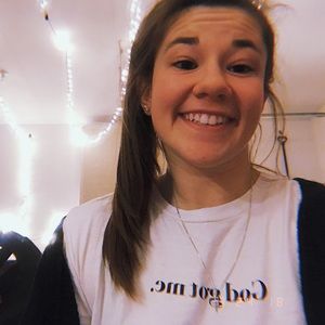 Meet your Posher, Marissa